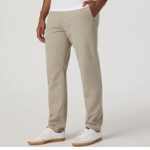 Vuori meta trouser classic fit pant size 34 beige/sand color v430